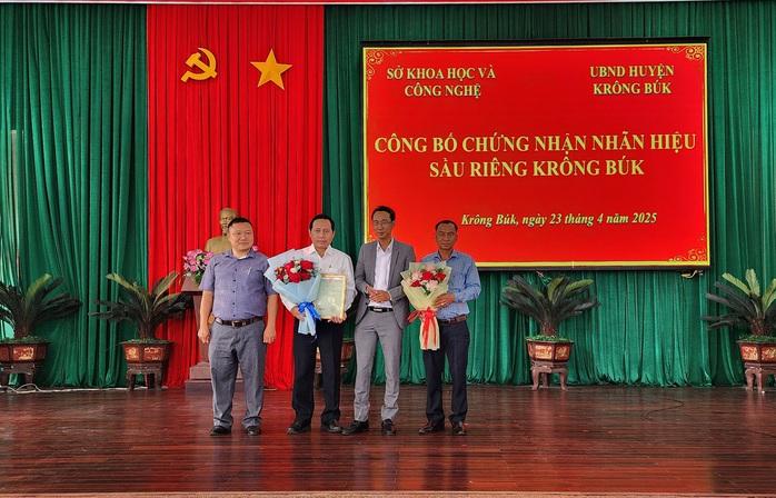Phát triển sầu riêng trước yêu cầu cao của thị trường xuất khẩu- Ảnh 5. Phát triển sầu riêng trước yêu cầu cao của thị trường xuất khẩu- Ảnh 5.