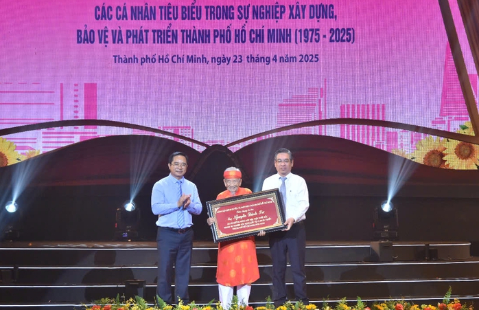 TP HCM tôn vinh 60 cá nhân tiêu biểu - Ảnh 5.