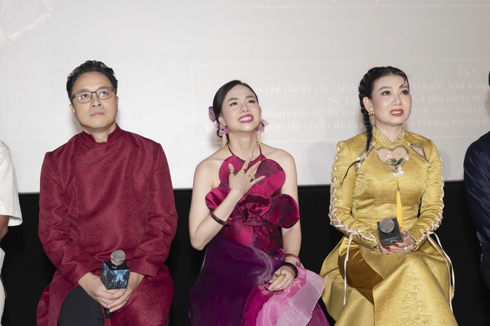 Đinh Ngọc Diệp trăn trở, lo lắng phim của Victor Vũ - Ảnh 2.