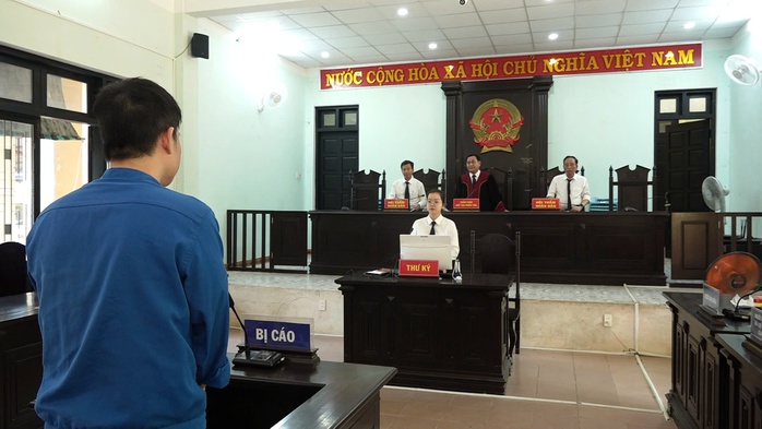 "Nướng" tiền công ty vào đánh bạc, nam kế toán tiếp tục giăng "bẫy" lừa đảo - Ảnh 1.