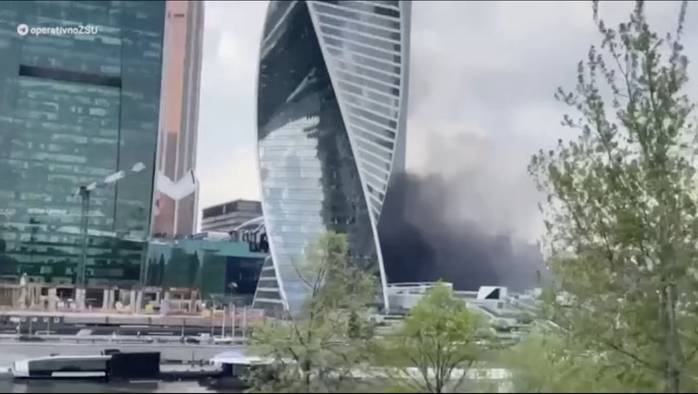 Nga: Ba vụ nổ rung chuyển trung tâm thương mại gần Điện Kremlin- Ảnh 1. Nga: Ba vụ nổ rung chuyển trung tâm thương mại gần Điện Kremlin- Ảnh 1.