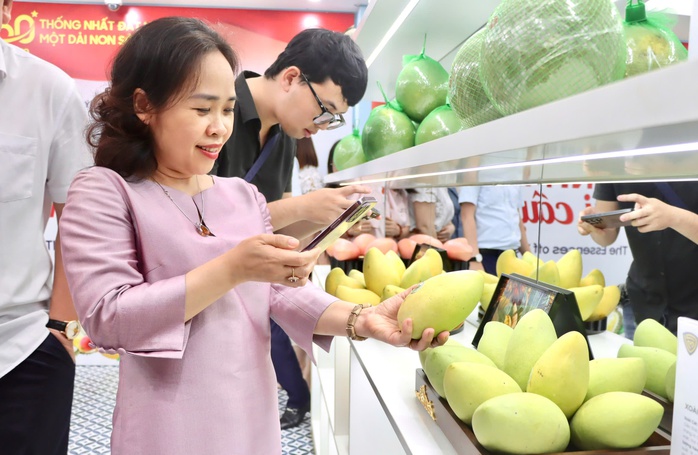 Tinh hoa trái cây từ khắp các vùng miền hội tụ tại Hà Nội - Ảnh 2.