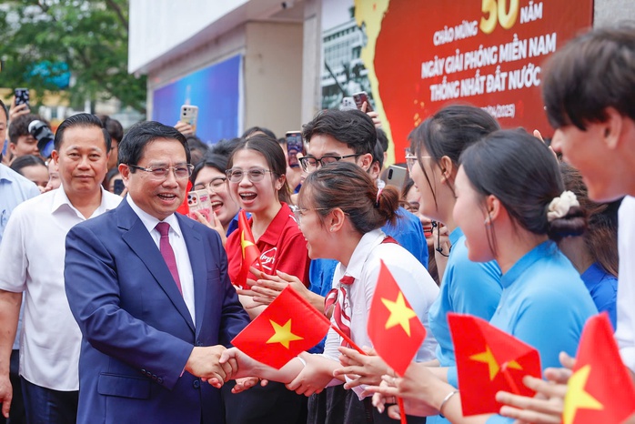 Thi đua đổi mới sáng tạo và chuyển đổi số- Ảnh 1. Thi đua đổi mới sáng tạo và chuyển đổi số- Ảnh 1.