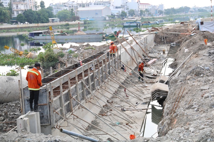 TP HCM xây dựng siêu đô thị xanh (*): Những dòng chảy mang vẻ đẹp dân sinh- Ảnh 2. TP HCM xây dựng siêu đô thị xanh (*): Những dòng chảy mang vẻ đẹp dân sinh- Ảnh 2.