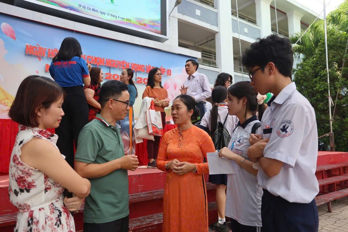 Dồi dào chỉ tiêu, trường tư lo khó tuyển sinh lớp 10- Ảnh 1. Dồi dào chỉ tiêu, trường tư lo khó tuyển sinh lớp 10- Ảnh 1.