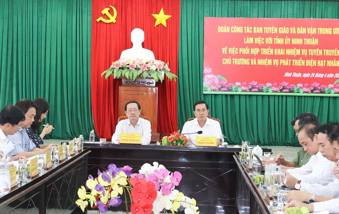 Ban Tuyên giáo và Dân vận Trung ương làm việc với Ninh Thuận về dự án điện hạt nhân- Ảnh 1. Ban Tuyên giáo và Dân vận Trung ương làm việc với Ninh Thuận về dự án điện hạt nhân- Ảnh 1.