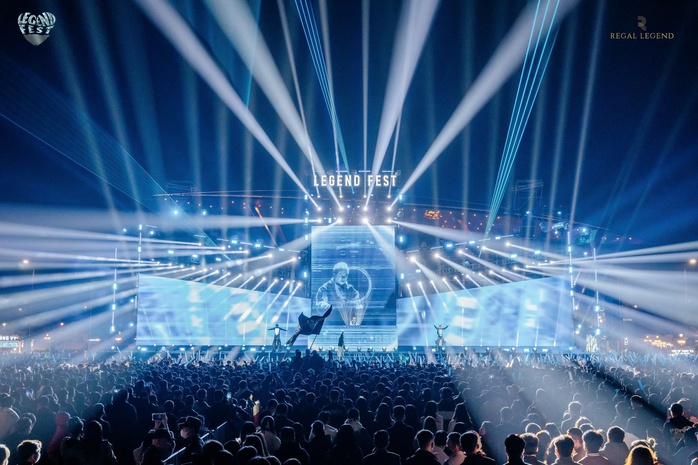 LEGEND FEST 2025 IN DONG HOI – LỄ HỘI ÂM NHẠC BIỂN TẦM CỠ QUỐC GIA ĐẦU TIÊN TẠI QUẢNG BÌNH- Ảnh 2. LEGEND FEST 2025 IN DONG HOI – LỄ HỘI ÂM NHẠC BIỂN TẦM CỠ QUỐC GIA ĐẦU TIÊN TẠI QUẢNG BÌNH- Ảnh 2.