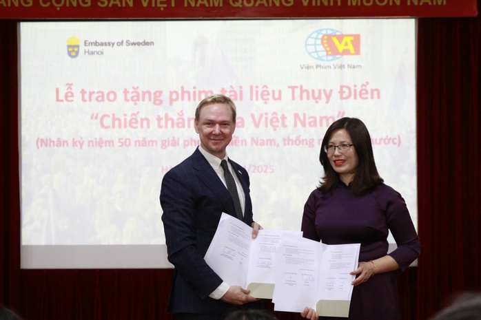 Bất ngờ tìm thấy bộ phim tài liệu Thụy Điển về chiến thắng 30-4- Ảnh 4. Bất ngờ tìm thấy bộ phim tài liệu Thụy Điển về chiến thắng 30-4 - Ảnh 8.