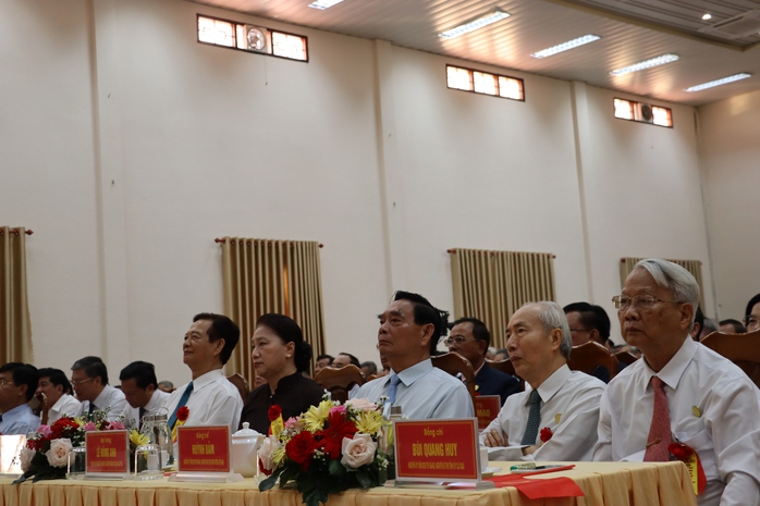 Cà Mau họp mặt 50 năm Ngày Giải phóng miền Nam, thống nhất đất nước - Ảnh 3.