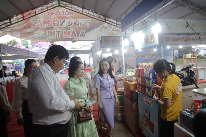 Long An tổ chức sự kiện thu hút đông đảo du khách và người dân - Ảnh 3.