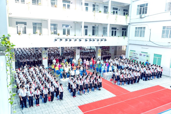 TP HCM: Một trường THCS chỉ xét tuyển học sinh đạt kết quả học tập và thành tích cao vào lớp 6 - Ảnh 1.