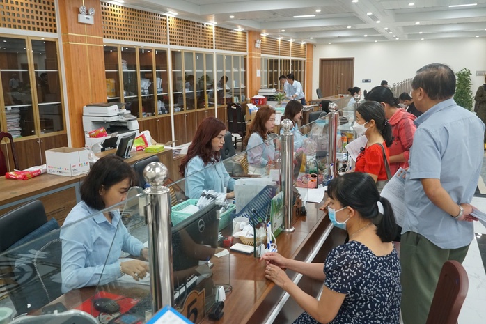 Băn khoăn về rút BHXH một lần - Ảnh 1.