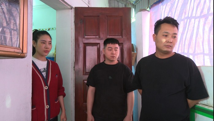 Nhóm đối tượng sản xuất và bán hơn 60 ngàn gói thuốc bảo vệ thực vật giả- Ảnh 2. Nhóm đối tượng sản xuất và bán hơn 60 ngàn gói thuốc bảo vệ thực vật giả- Ảnh 2.