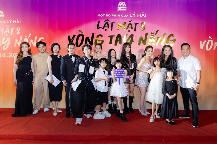 Lý Hải – Minh Hà đẹp đôi bên 4 con - Ảnh 10.