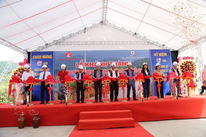 Canh Tiến – làng cuối cùng của tỉnh Bình Định đã được cấp điện lưới quốc gia- Ảnh 1. Canh Tiến – làng cuối cùng của tỉnh Bình Định đã được cấp điện lưới quốc gia- Ảnh 1.