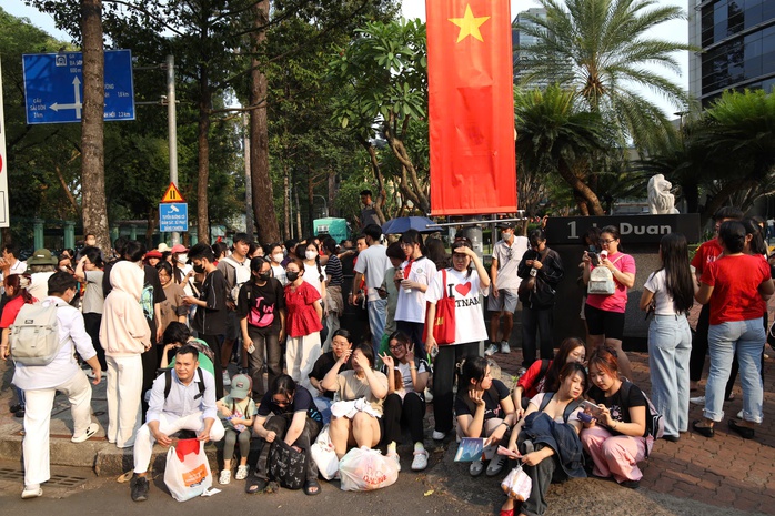 Thời tiết TP HCM hôm nay, 27-4: Nắng nóng với nhiệt độ cao - Ảnh 1.