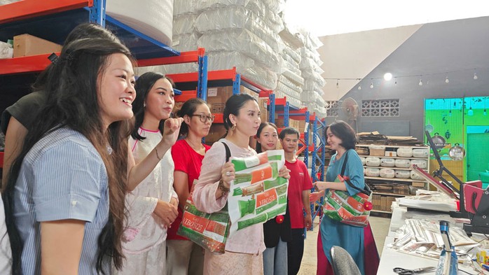Giảm rác thải từ tiêu dùng nhanh- Ảnh 1. Giảm rác thải từ tiêu dùng nhanh- Ảnh 1.