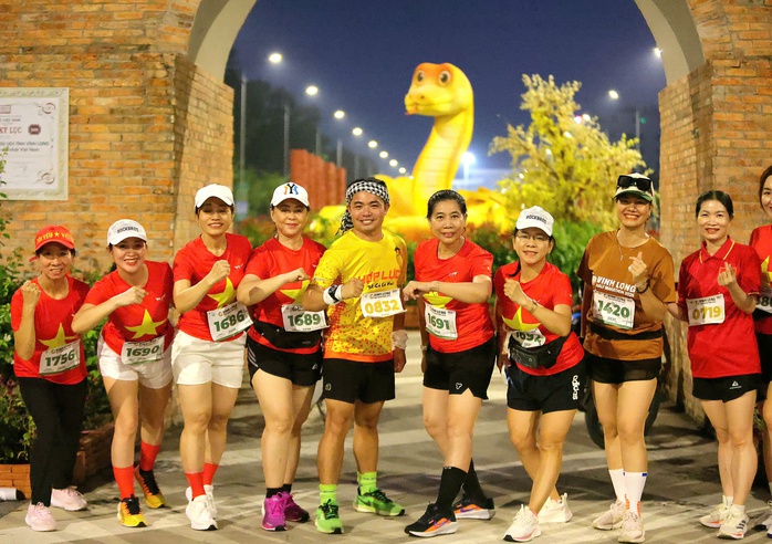 Hình ảnh vô cùng đặc biệt tại 1 giải chạy quy mô lớn ở ĐBSCL- Ảnh 2. Hình ảnh vô cùng đặc biệt tại 1 giải chạy quy mô lớn ở ĐBSCL- Ảnh 2.