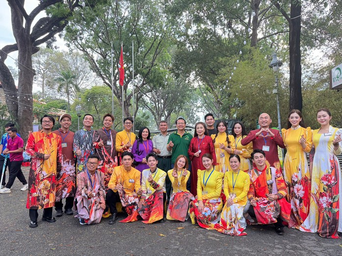 Thúy Ngân, Ninh Dương Lan Ngọc… rạng rỡ khoe ảnh tổng duyệt - Ảnh 6.