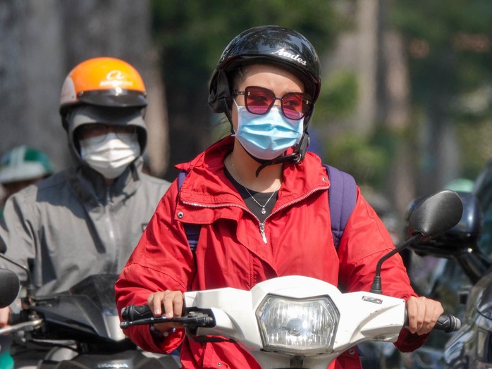 Thời tiết TP HCM hôm nay, 28-4: Nắng nóng tiếp tục duy trì- Ảnh 1.