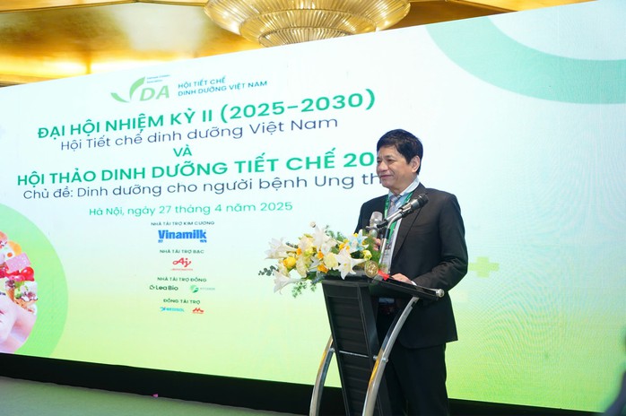 Đột quỵ ở người trẻ, đừng bỏ qua những dấu hiệu này- Ảnh 3. Đột quỵ ở người trẻ, đừng bỏ qua những dấu hiệu này- Ảnh 3.