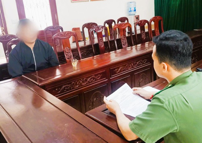 Nam thanh niên xuyên tạc, bịa đặt về hợp nhất các tỉnh Nam Định, Hà Nam, Ninh Bình- Ảnh 1. Nam thanh niên xuyên tạc, bịa đặt về hợp nhất các tỉnh Nam Định, Hà Nam, Ninh Bình- Ảnh 1.