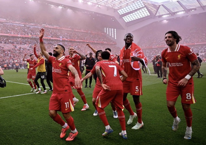 Liverpool đăng quang sớm 4 vòng, HLV Slot đạt kỳ tích - Ảnh 11. Liverpool đăng quang sớm 4 vòng, HLV Slot đạt kỳ tích - Ảnh 11.