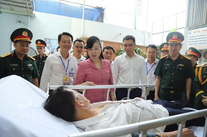 Bộ trưởng Bộ Y tế Đào Hồng Lan: Bảo đảm an toàn cao nhất cho người dân trong lễ diễu binh, diễu hành- Ảnh 3.