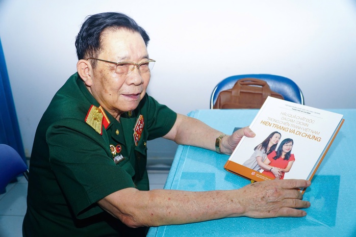 Vị tướng mang hai sứ mệnh- Ảnh 1. Vị tướng mang hai sứ mệnh- Ảnh 1.