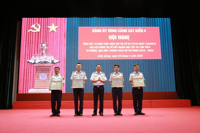 Nhiều mô hình hay của Cảnh sát biển ở Phú Quốc - Ảnh 2.