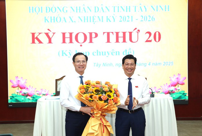 Hiệu trưởng Trường Đại học Luật Hà Nội làm Phó chủ tịch UBND tỉnh Tây Ninh - Ảnh 1.