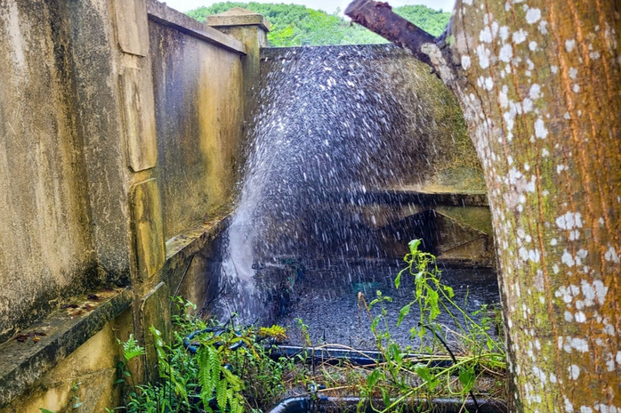 Sống cạnh nhà máy nước tiền tỉ vẫn “khát” nước sạch- Ảnh 8. Sống cạnh nhà máy nước tiền tỉ vẫn “khát” nước sạch- Ảnh 8.