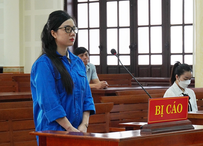 Lật lại "phi vụ" 16,3 tỉ đồng của nữ nhân viên ngân hàng ở Quảng Bình- Ảnh 1. Lật lại "phi vụ" 16,3 tỉ đồng của nữ nhân viên ngân hàng ở Quảng Bình- Ảnh 1.