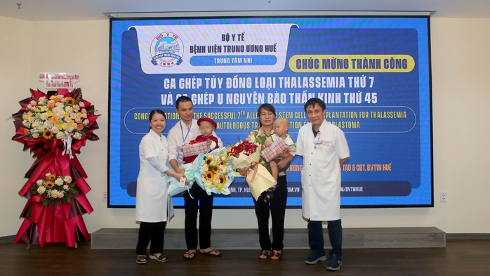 Bệnh nhi bị bệnh tan máu bẩm sinh nhận tin vui dịp lễ 30-4 - Ảnh 2.