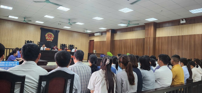 44 bị cáo hầu tòa trong vụ đưa, nhận hối lộ lớn nhất ở Thanh Hóa - Ảnh 1.