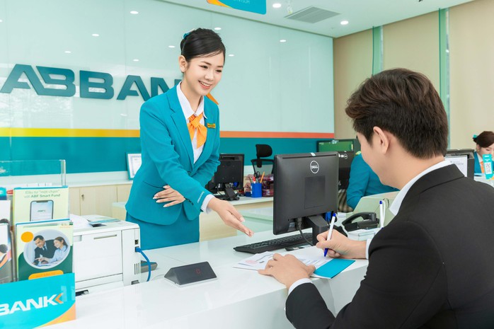 Lợi nhuận trước thuế của ABBANK tăng hơn 2 lần so với cùng kỳ, chuyển đổi số mạnh mẽ- Ảnh 1. Lợi nhuận trước thuế của ABBANK tăng hơn 2 lần so với cùng kỳ, chuyển đổi số mạnh mẽ- Ảnh 1.