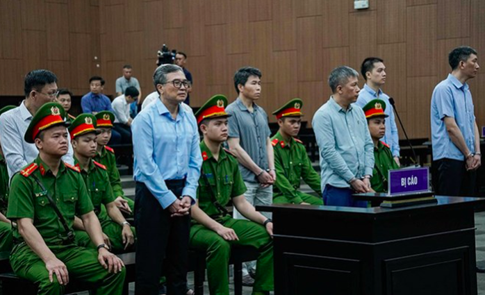 Gây thiệt hại hơn 1.040 tỉ đồng, cựu thứ trưởng Bộ Công Thương lĩnh án 6 năm tù - Ảnh 1.