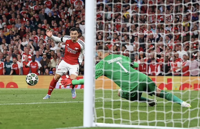 Dembele nhấn chìm Arsenal, PSG mơ vé chung kết Champions League- Ảnh 4. Dembele nhấn chìm Arsenal, PSG mơ vé chung kết Champions League- Ảnh 4.