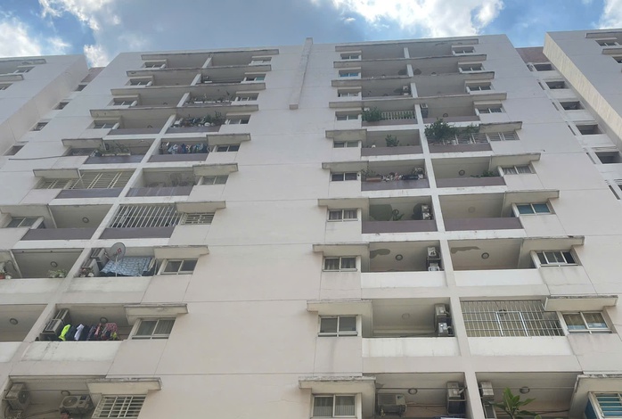 Phát hiện thi thể trên sân thượng chung cư ở TP HCM- Ảnh 1.