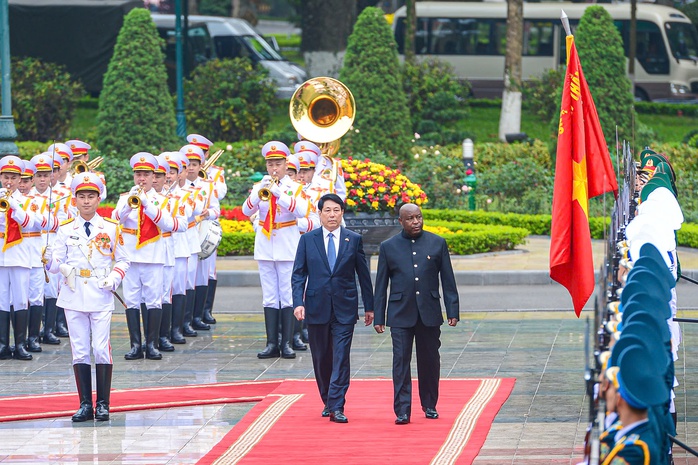 Chủ tịch nước Lương Cường đón, hội đàm với Tổng thống Burundi- Ảnh 5.