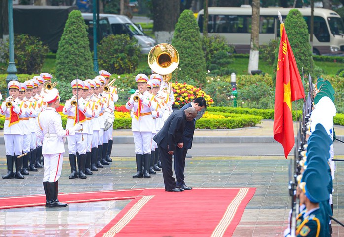 Chủ tịch nước Lương Cường đón, hội đàm với Tổng thống Burundi- Ảnh 4.
