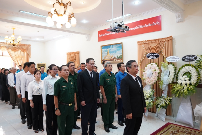Đoàn đại biểu MTTQ TP HCM viếng cố Chủ tịch nước Lào Khamtay Siphandone- Ảnh 1. Đoàn đại biểu MTTQ TP HCM viếng cố Chủ tịch nước Lào Khamtay Siphandone- Ảnh 1.