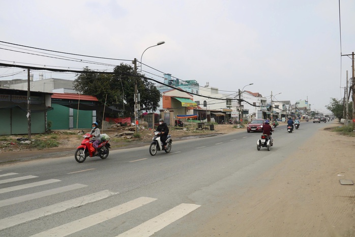 Chờ hai hộ dân, dự án 1.500 tỉ nối TP HCM - Long An "đứng bánh"- Ảnh 1. Chờ hai hộ dân, dự án 1.500 tỉ nối TP HCM - Long An "đứng bánh"- Ảnh 1.