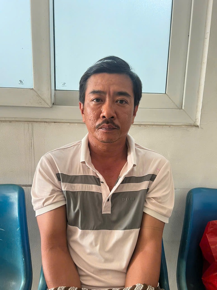 Bắt khẩn cấp người trộm nhiều tiền, vàng của cụ bà ở Cần Thơ- Ảnh 1. Bắt khẩn cấp người trộm nhiều tiền, vàng của cụ bà ở Cần Thơ- Ảnh 1.
