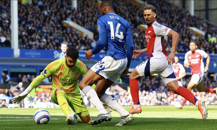 Arsenal bị Everton cầm chân, cạn dần hy vọng đua vô địch- Ảnh 3. Arsenal bị Everton cầm chân, cạn dần hy vọng đua vô địch- Ảnh 3.