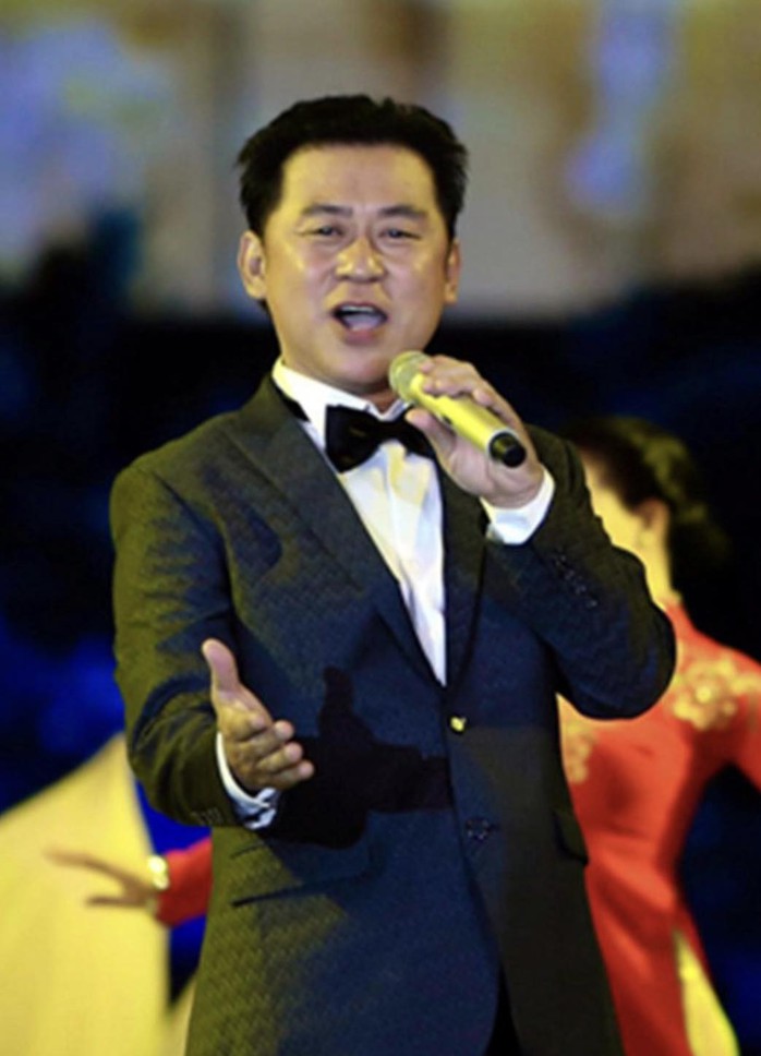 Cầu truyền hình Bản trường ca hòa bình nhân 50 năm đất nước thống nhất- Ảnh 1. Cầu truyền hình Bản trường ca hòa bình nhân 50 năm đất nước thống nhất- Ảnh 1.