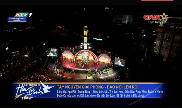 Rực rỡ, hoành tráng và đầy cảm xúc với cầu truyền hình "Bản trường ca hòa bình"- Ảnh 5. Rực rỡ, hoành tráng và đầy cảm xúc với cầu truyền hình "Bản trường ca hòa bình"- Ảnh 5.
