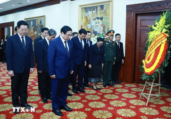 Thủ tướng Phạm Minh Chính dự Lễ truy điệu nguyên Chủ tịch Đảng, nguyên Chủ tịch nước Lào- Ảnh 1. Thủ tướng Phạm Minh Chính dự Lễ truy điệu nguyên Chủ tịch Đảng, nguyên Chủ tịch nước Lào- Ảnh 1.