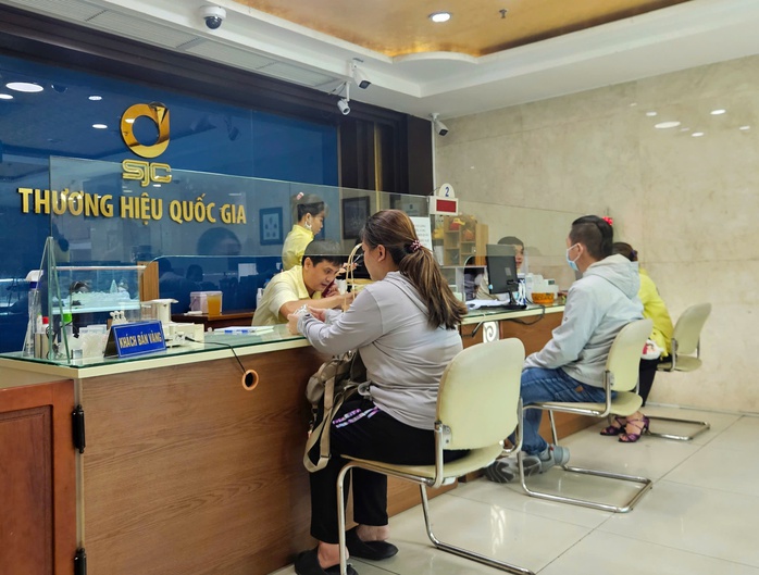 Fanpage công ty SJC bất ngờ bị mạo danh giữa cơn sốt giá vàng- Ảnh 3. Fanpage công ty SJC bất ngờ bị mạo danh giữa cơn sốt giá vàng- Ảnh 3.