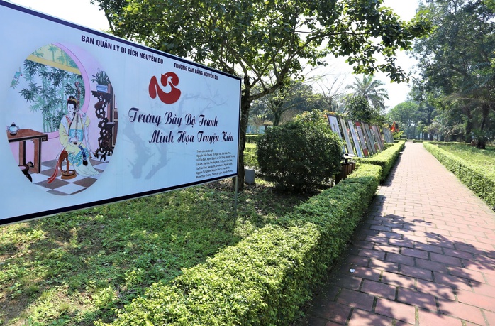 Cận cảnh hiện vật, tư liệu quý từng gắn với cuộc đời, sự nghiệp Đại thi hào Nguyễn Du- Ảnh 15. Cận cảnh hiện vật, tư liệu quý từng gắn với cuộc đời, sự nghiệp Đại thi hào Nguyễn Du- Ảnh 15.